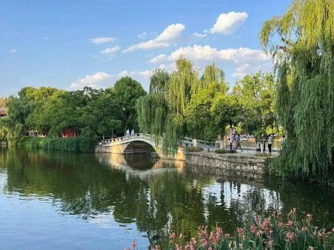 重庆到云南3天2晚旅游攻略：行程安排与预算规划