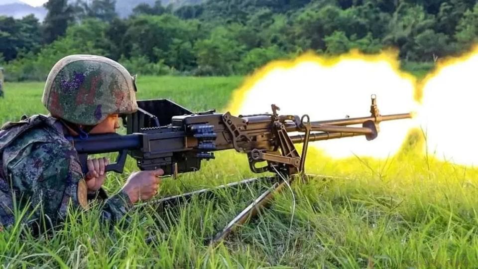 海外谈中国：QJZ-171山地大口径机枪优势独特 三脚架设计并不理想