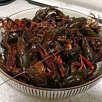 麻辣小龙虾：夜宵界的明星美食，让你在家也能做出餐厅级美味