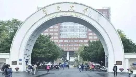 暨南大学宿舍条件全解析：五个校区住宿环境大揭秘