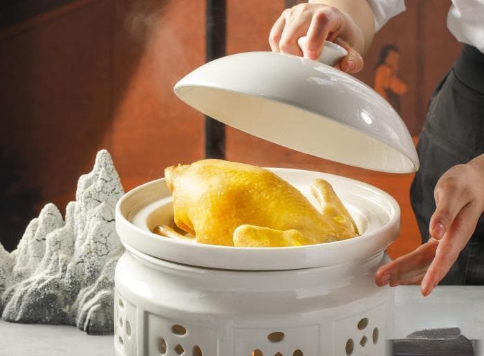 新春餐桌劲吹“养生风” 湘菜勤做“加减法”