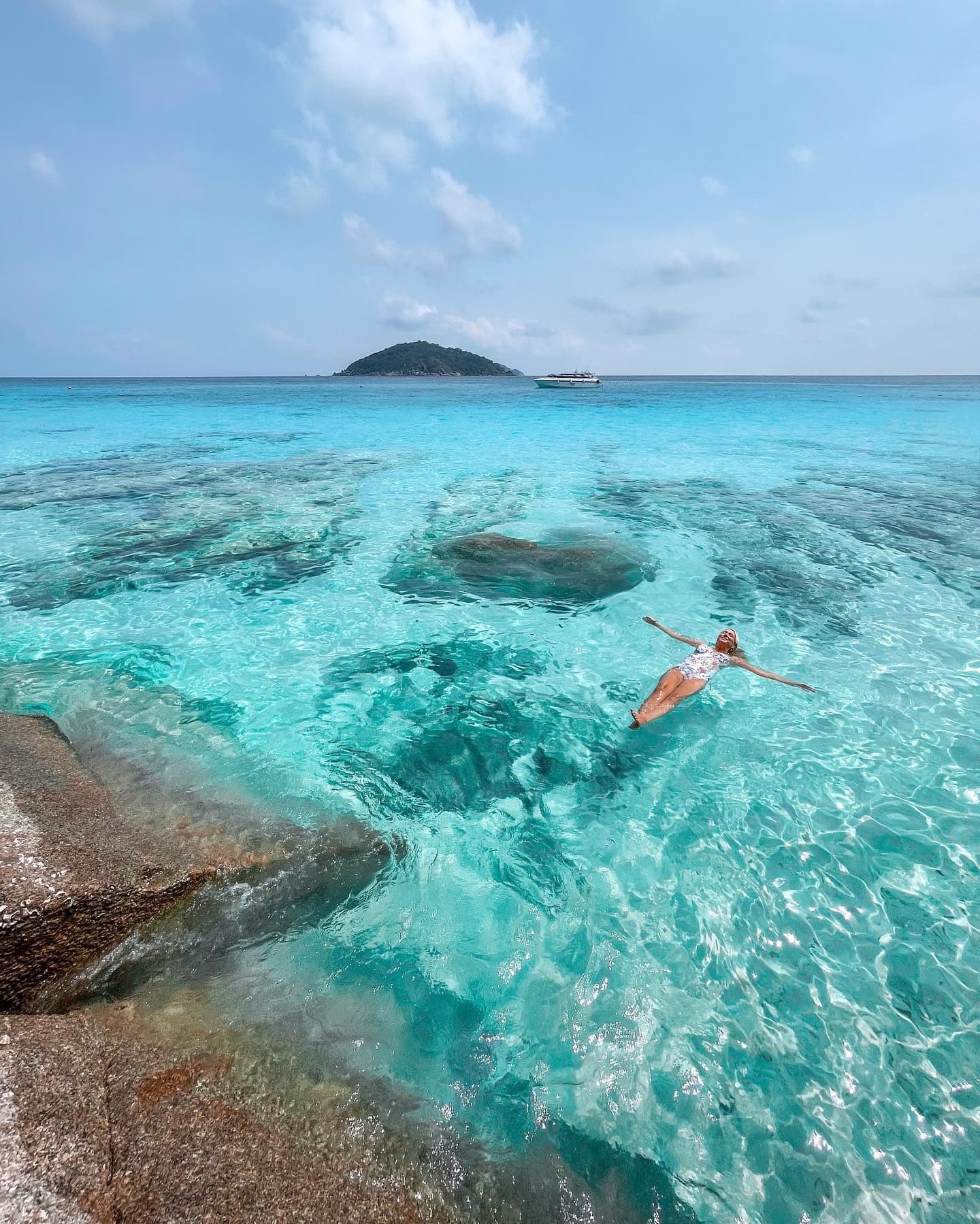 斯米兰群岛旅游攻略：渐变果冻海、浮潜胜地，一文详解景点特色与选船建议