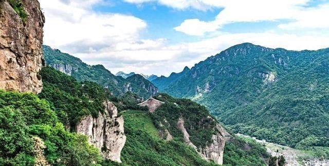 中国最被低估的5个旅游城市，风景不输苏杭，物价比西藏还低！