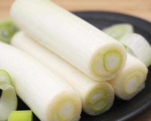 大葱可以生吃吗？——解密大葱的营养价值和食用方法