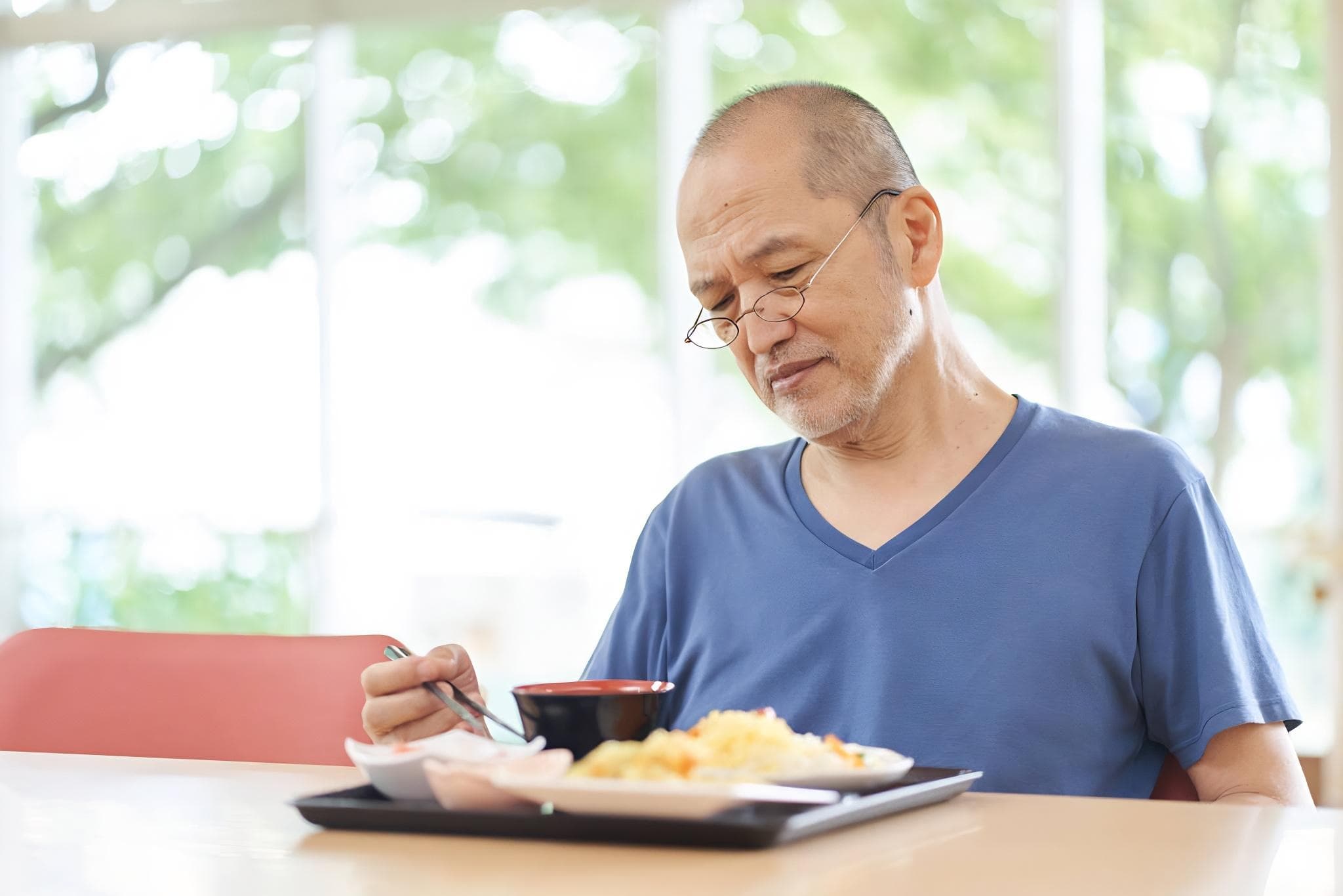 日本养老院有“大小菜单”