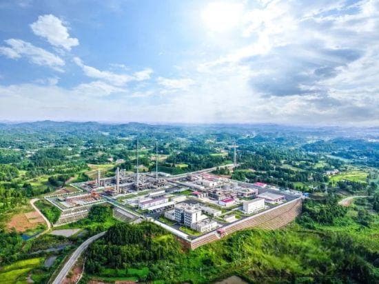 西南油气田：“天然气+新能源”探索绿色发展新路径
