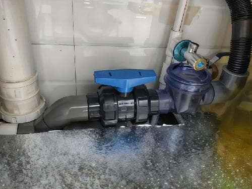 一楼独立排水二楼会反水吗？详解建筑排水系统设计要点