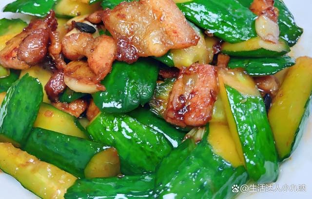黄瓜的美味做法有哪些？一根黄瓜N种可能！这些吃法让您大呼过瘾