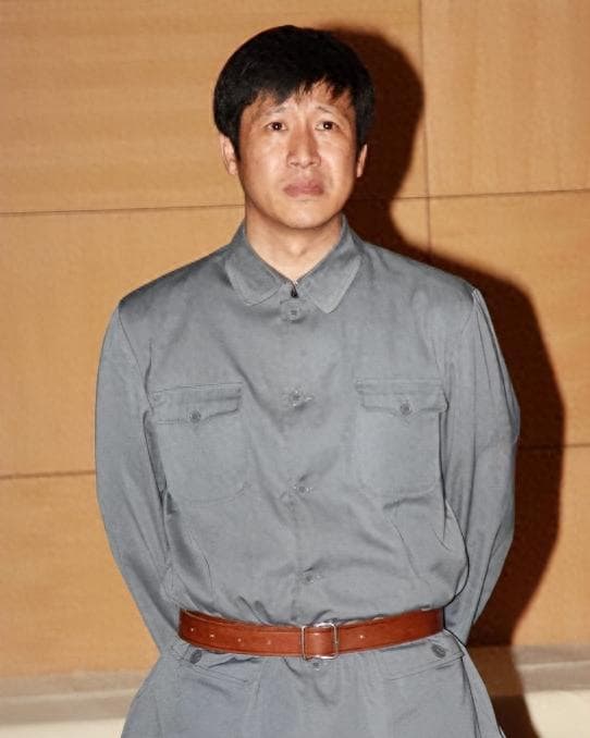 国家一级演员张国强：因穷被前妻抛弃，后娶郭京飞旧爱，今很幸福
