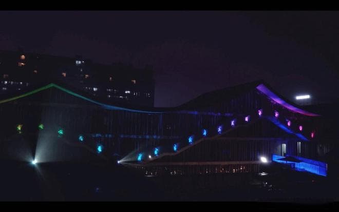 城市夜景中的光影艺术：点亮都市灵魂