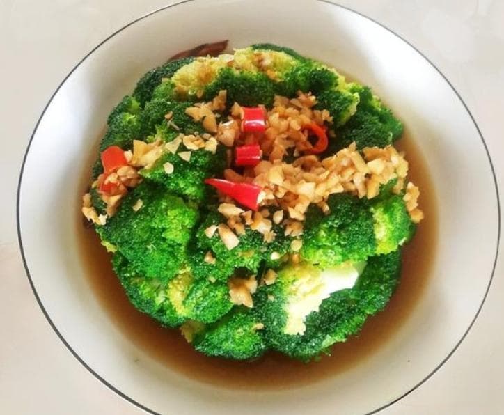 建议中老年人：这9种食物要常吃，精力更充沛