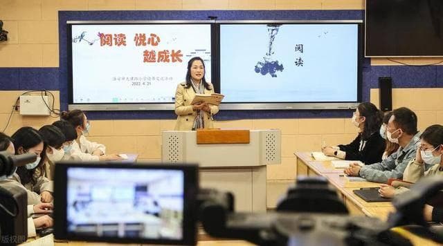 基于新课标下的以语文学科为主的跨学科教学模式的探索