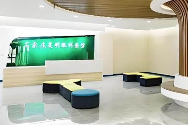晶体植入手术后5年亲身经历：揭秘术后是否会二次近视，维持多久