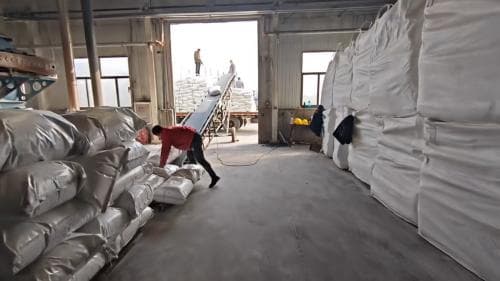 阴离子型聚丙烯酰胺的应用与性能：广泛用于水处理、石油开采等领域