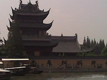 金龙寺：穿越千年的佛教圣地
