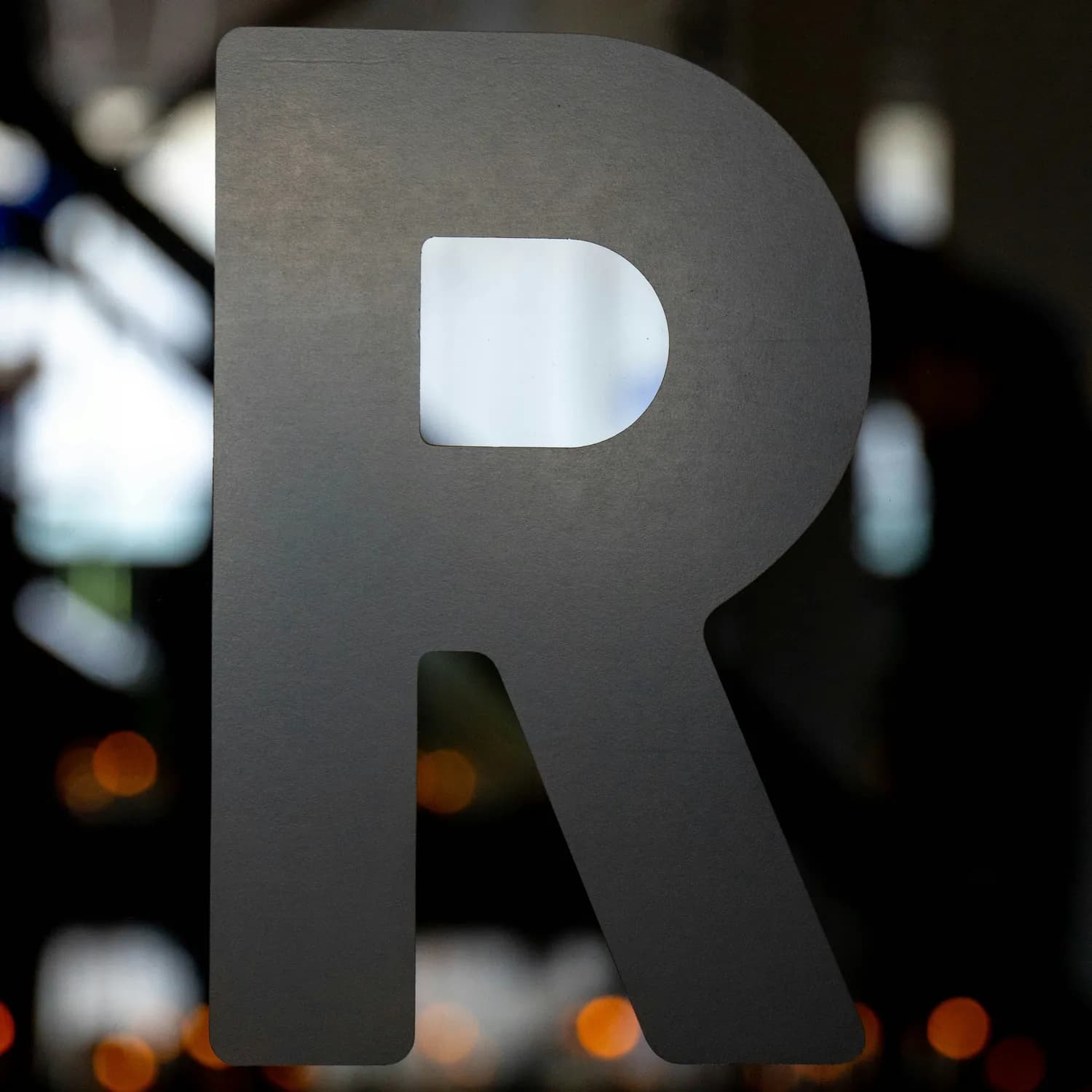 2024英语六级备考：掌握“raise”与“rise”的区别