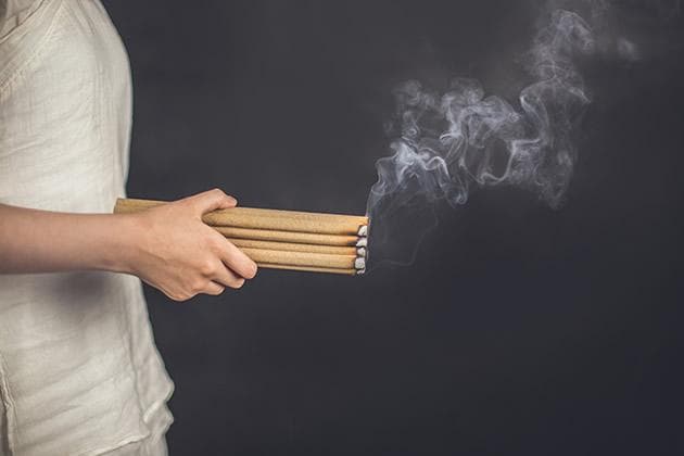 艾灸能改善睡眠吗 睡不着觉艾灸哪个部位好