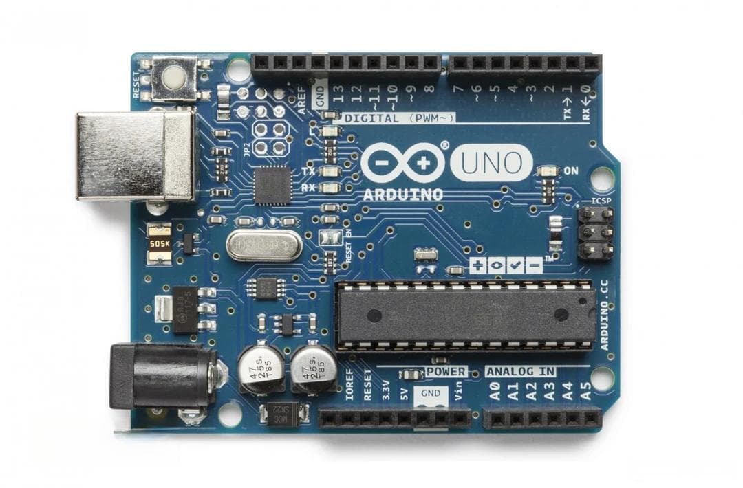 Arduino板编程新手指南：从硬件准备到基础测试