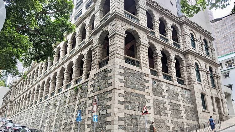 香港五大经典都市传说：从高街鬼屋到中大辫子姑娘