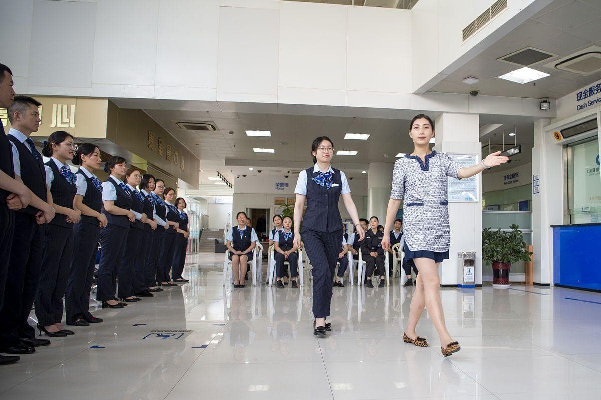 礼仪小常识：提升日常社交的自信与风度