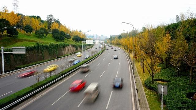 为什么不把汽车的最高时速限制在120KM/h？