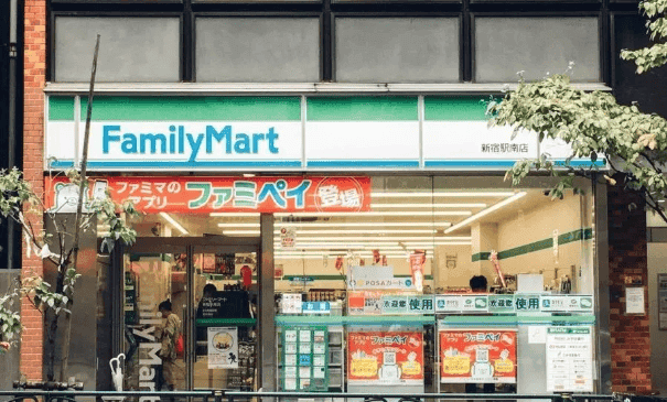 日本便利店 | 小空间里的大世界