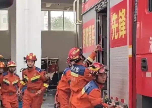 云南临沧连续2次3.0级地震！多列旅客列车紧急扣停