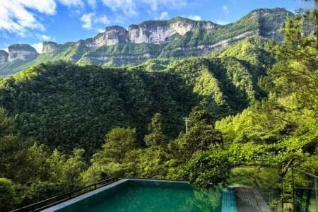 金佛山国家重点风景名胜区：东方的阿尔卑斯山