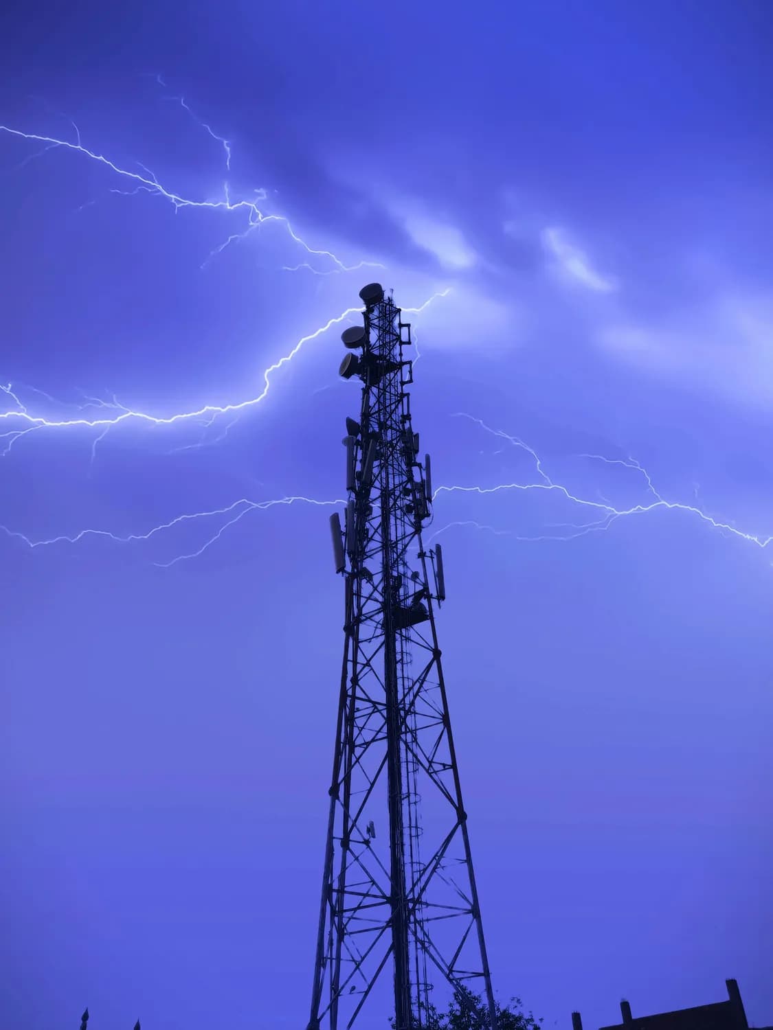 雨天手机信号变差？这些实用技巧帮你轻松应对！