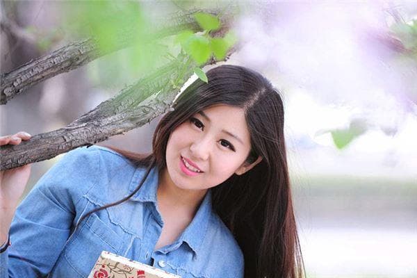 如何借鉴古典文学巧取有诗意的女孩名字？