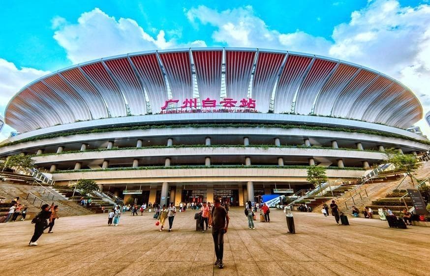 广州白云站到发旅客超700万人次，行动不便旅客可允许一人送站