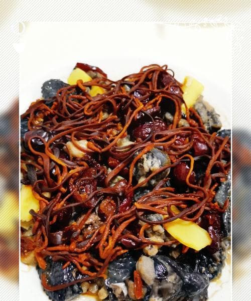 药膳乌鸡的做法大全（祛寒壮身，美容养颜的灵丹妙药）