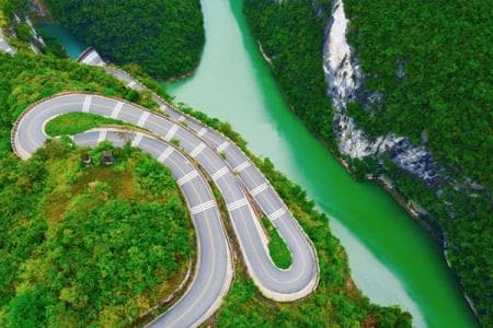 鹤峰屏山峡谷：中国仙本那的绝美风光与详细游玩攻略