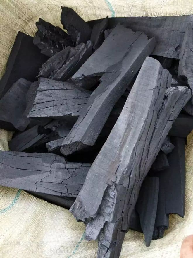烧烤用木炭好还是机制炭好？