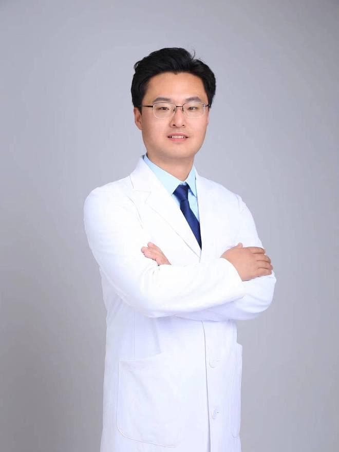 整形医生张耐洋 ：双眼皮术式选择指南——埋线、全切与定点