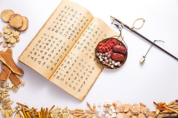 中医治疗IgE水平升高：从中药到饮食疗法的全面指南