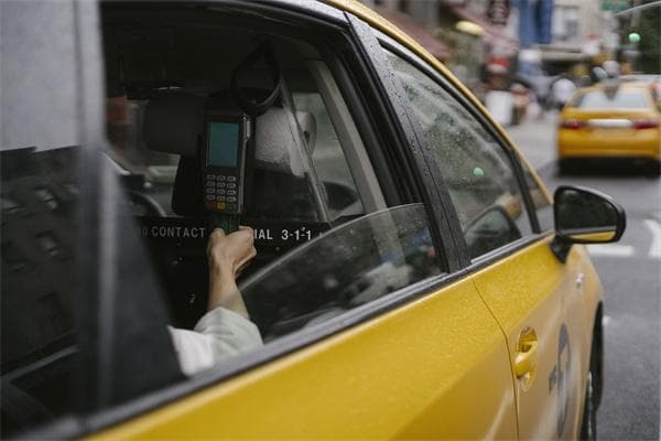 越南盾和人民币汇率换算：报贵还是报低？