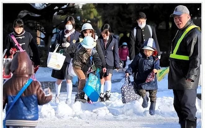 日本人冬天没有集中供暖，最低气温达到零下，他们是如何度过的？