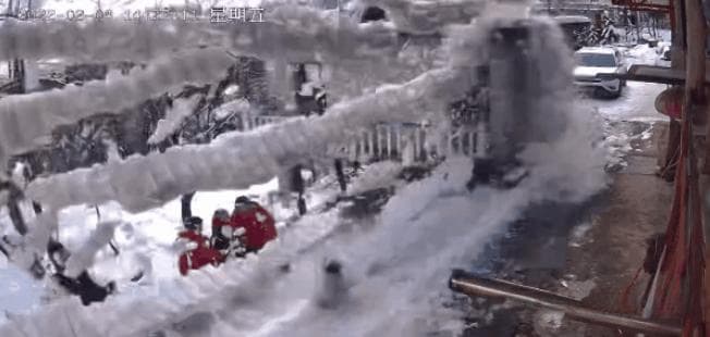 雪后垮塌！特别提醒