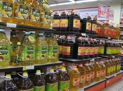 玉米油和大豆油哪个好？营养价值、烹饪适用性全面PK！