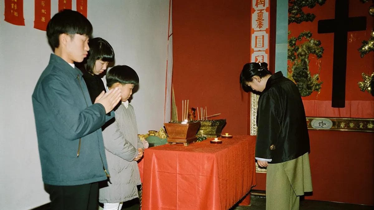 火化流程：亲历者的故事与文化背后的意义