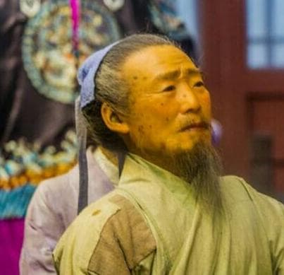 探索长寿之谜：历史记录中的陈俊