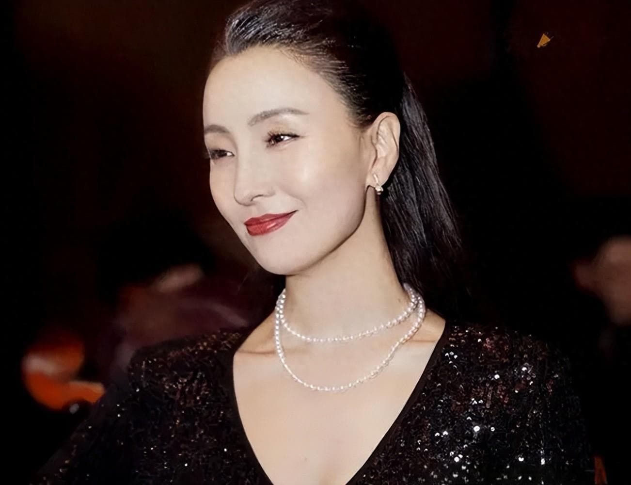 中国电视剧拿奖最多的6名女演员，殷桃屈居第4名，第1名天花板
