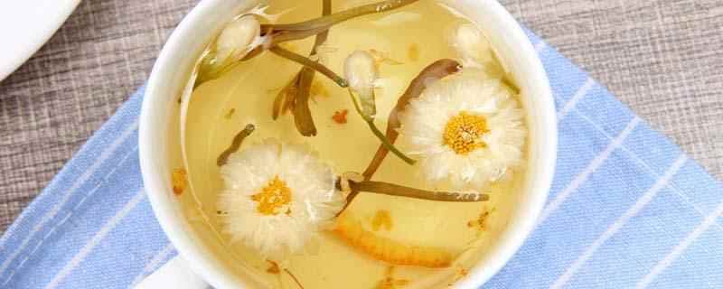 金银花和菊花的区别：功效、饮用时间及用量全解析