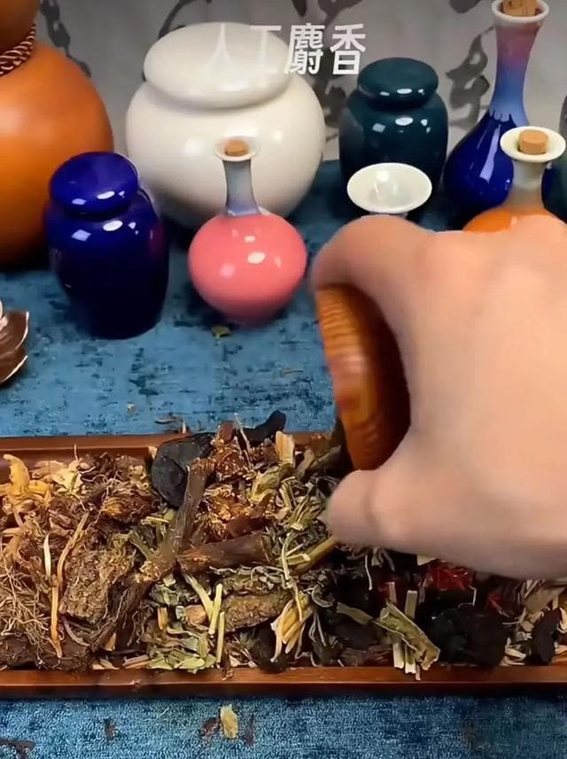 《甄嬛传》同款息肌丸热卖上万份，专家提醒存在安全风险