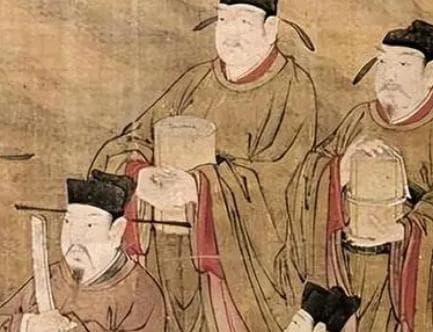 秦朝的官制：三公九卿制度的实施与影响