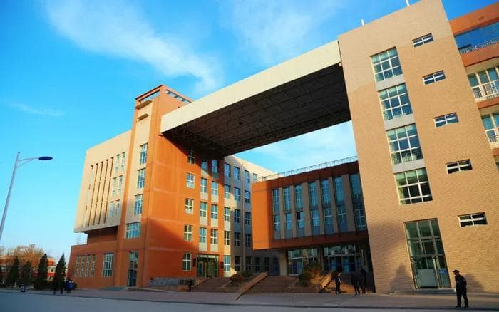 未来十年最具潜力的四大专业领域：新能源、材料科学、大数据与人工智能