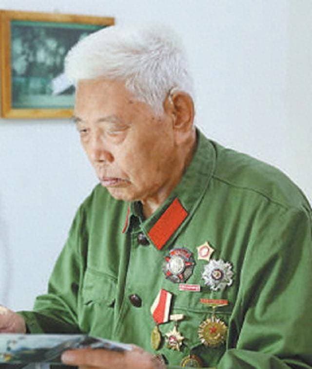 李延年：从农家子弟到共和国勋章获得者