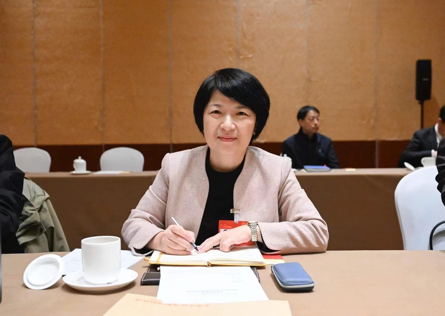 代表建议：加强青少年社会与情感能力培养