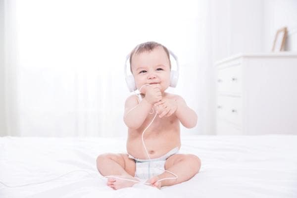 孩子新生儿听力筛查通过就安全了吗？